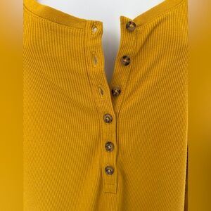OLD NAVY Button Up Scoop Neck Tunic Sweater Women's Mustard Cardigan - L XL